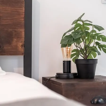 Apartman Lovely 2 Bed In The Heart Of With Ac By Lisbeyond Lisboa