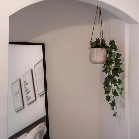 Apartment Lovely 2 Bed In The Heart Of With Ac *