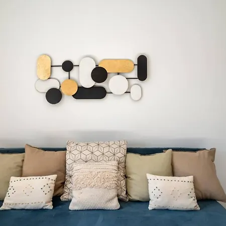 شقة Lovely 2 Bed In The Heart Of With Ac By Lisbeyond